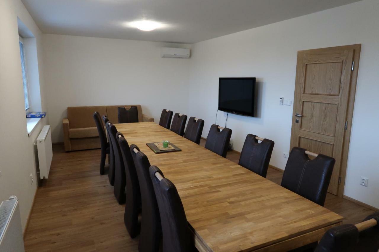 Drnholec Apartman Matyas מראה חיצוני תמונה